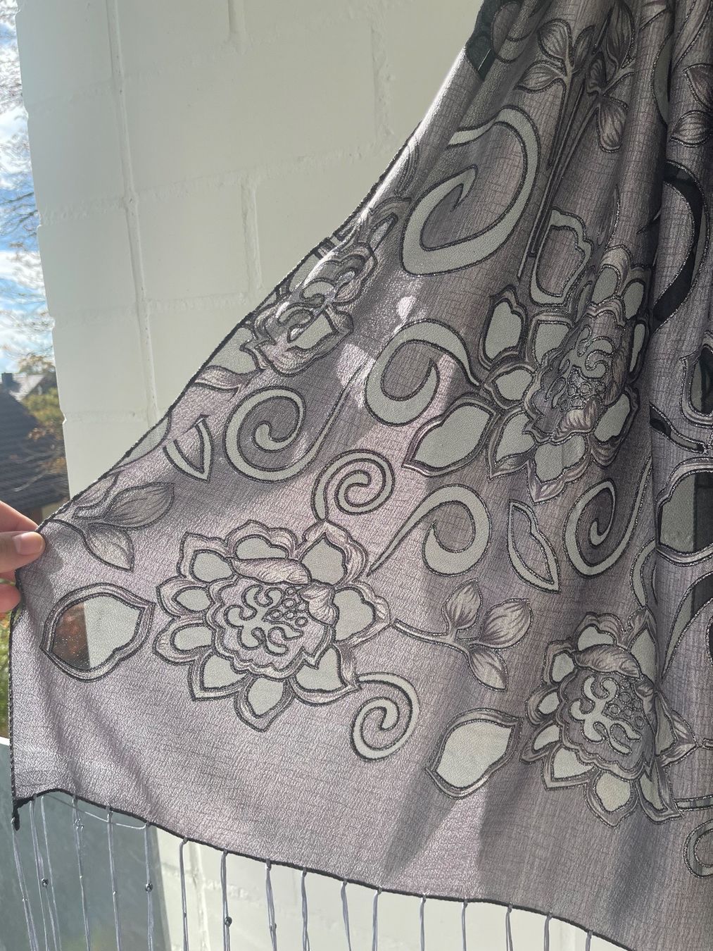 Foulard & Sciarpe: Foulard grau – Nuovo (secondo la descrizione) da Brütten venduto da Rod816
