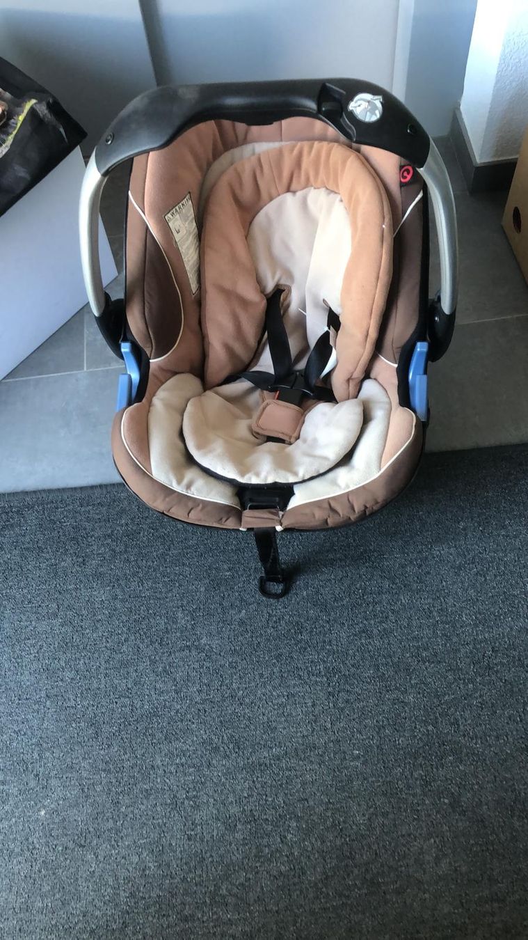 Concord Auto-Kindersitze: Maxi Cosi Concord mit Einlage – Gebraucht aus Untereggen von rit_9mpt