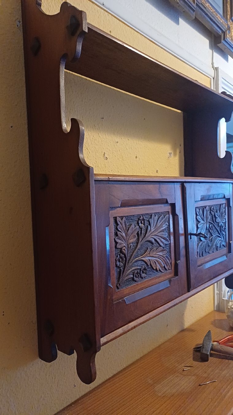 Scaffali: Jugendstil Wandschränkli  – Usato da Flawil venduto da Naphtali 5