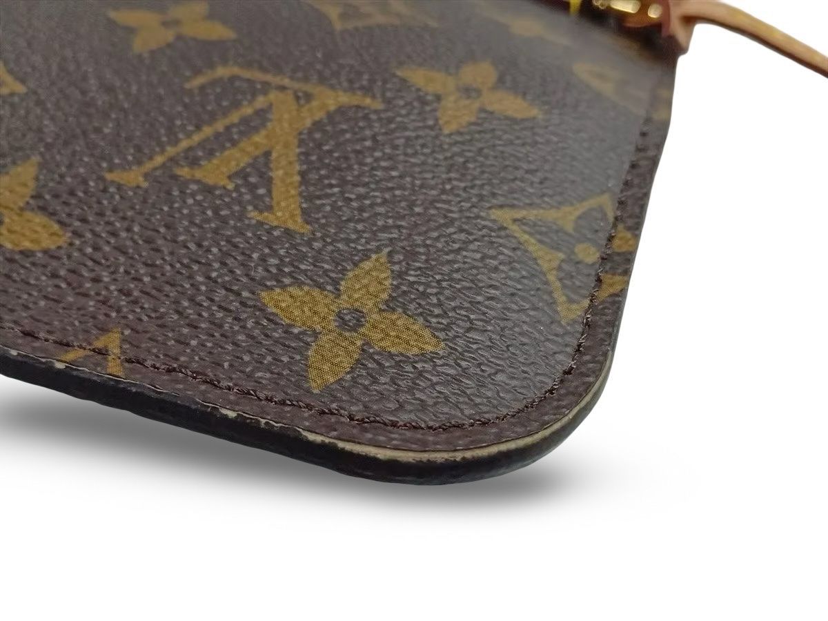 Louis Vuitton Borse da donna: Louis Vuitton Neverfull MM Monogram mit Pouch – Usato da Flawil venduto da HeritageAtelier 8