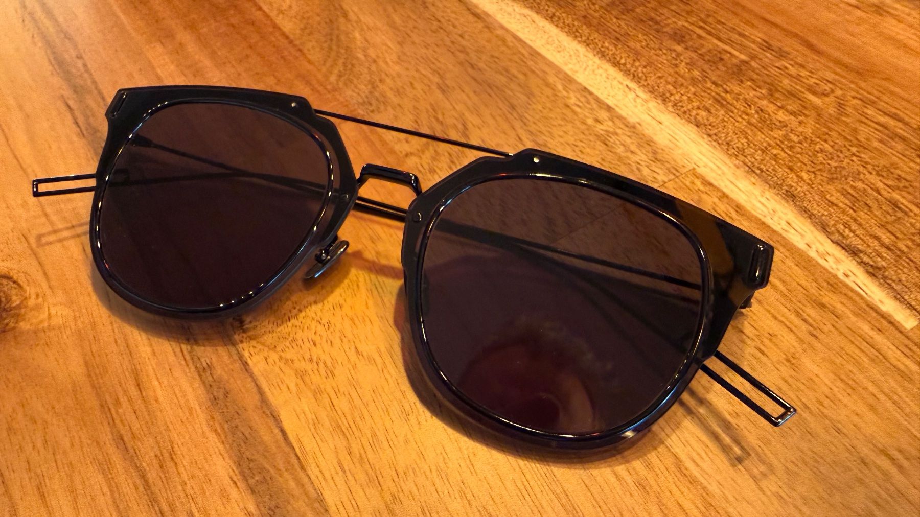 Dior Brillen & Gläser: DIOR - Lunettes de soleil Black Suit – Neu (gemäss Beschreibung) aus Arzier-Le Muids von cin_ldd2 1