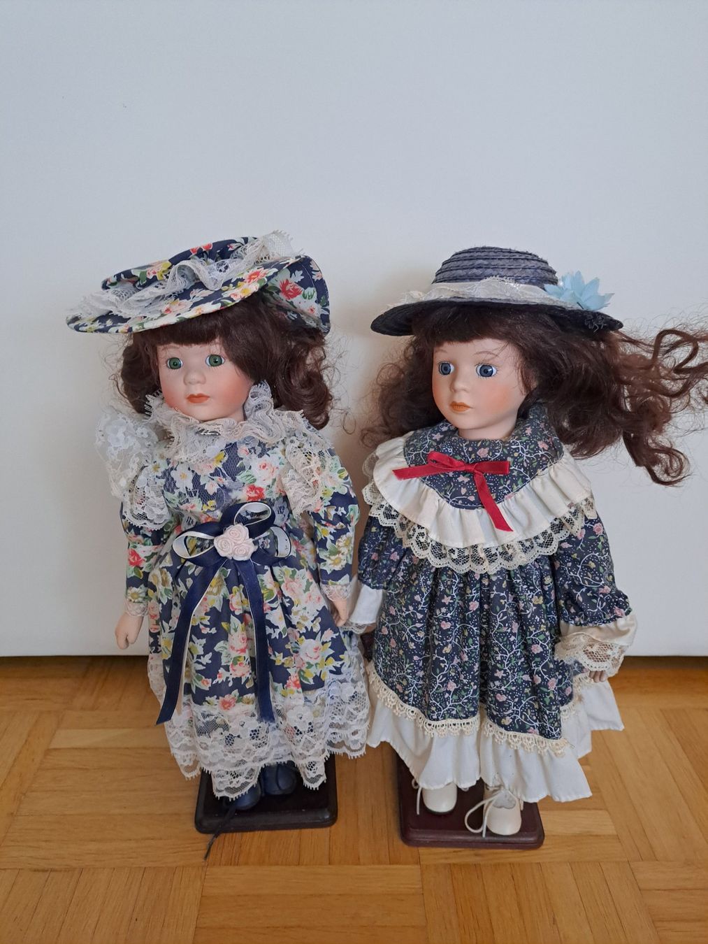 Bambole: Porzellan Puppen – Usato da Benzenschwil venduto da Conny083 2
