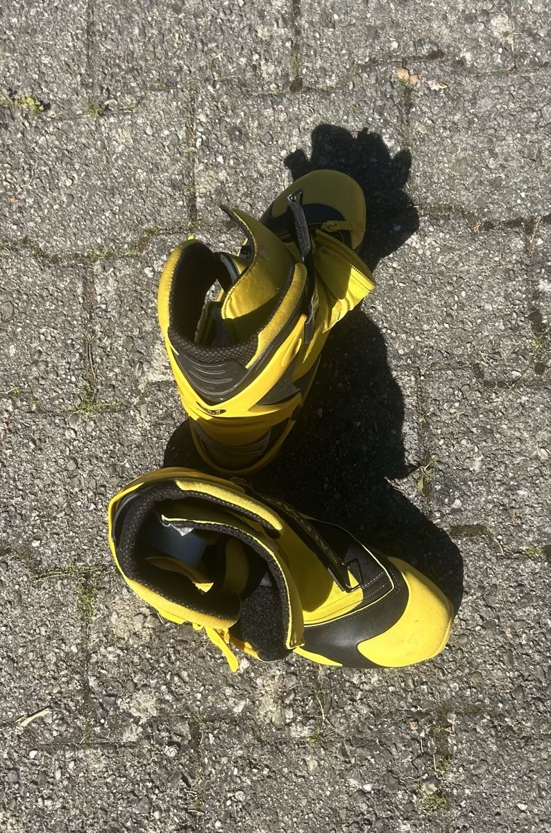 Salomon Scarpe da uomo: Chaussures de ski de fond Salomon – Usato da Anieres venduto da mas_cgf5 1