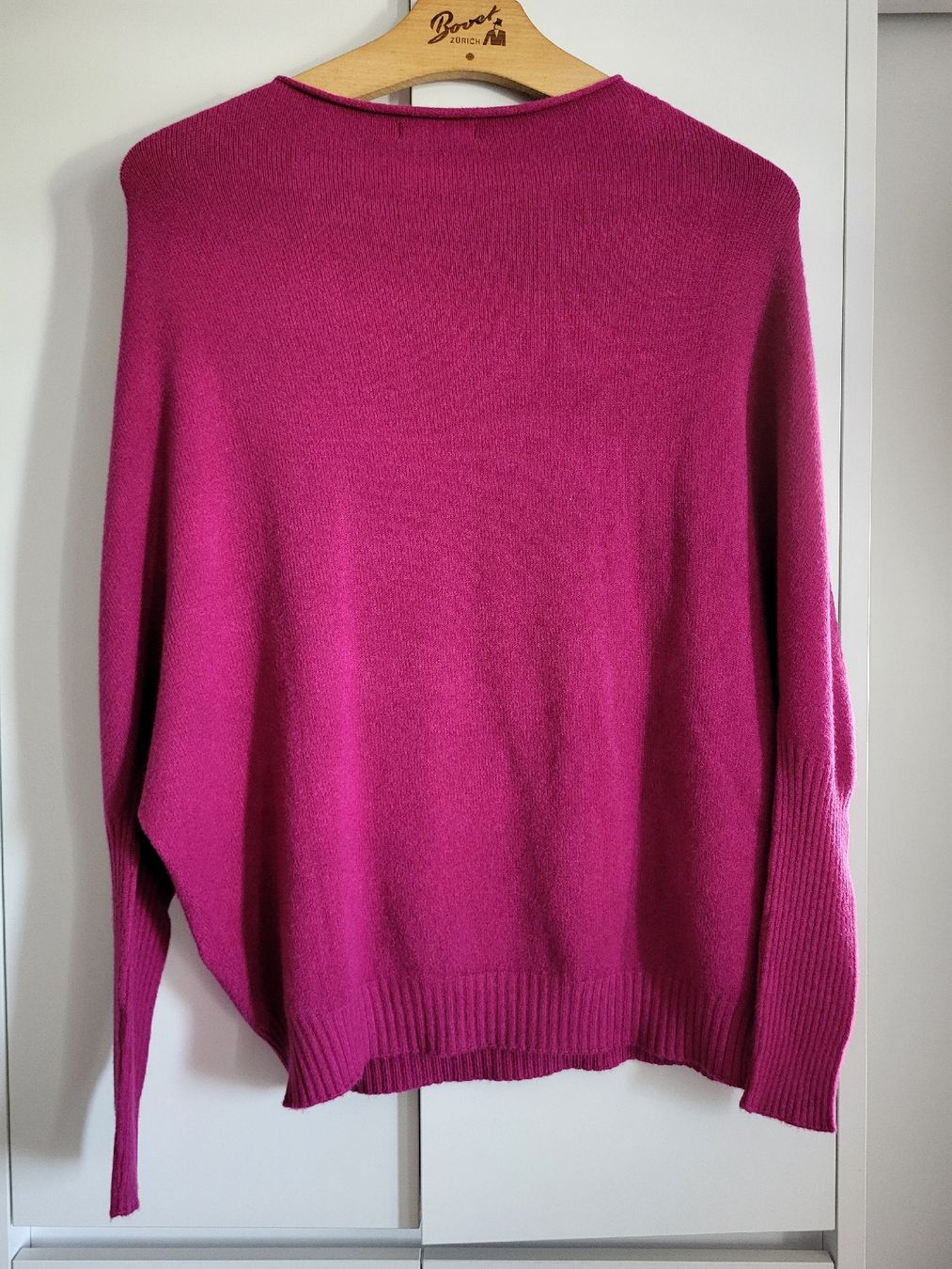 Pullover & Sweatshirts: Neu Pullover For Her Paris, One Size – Neu (gemäss Beschreibung) aus Suhr von lul_87gh 1
