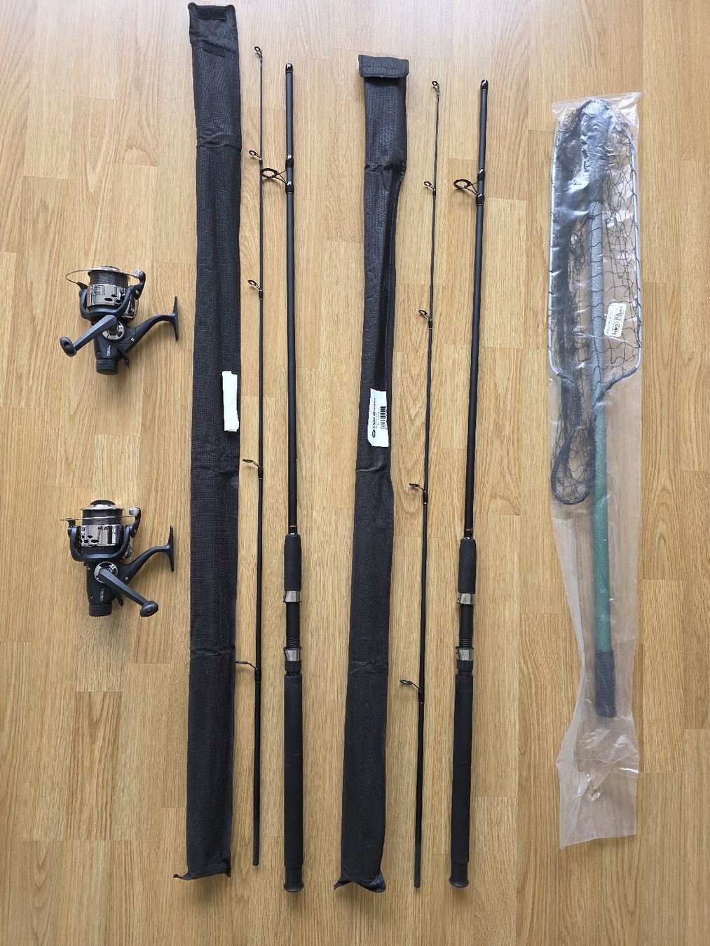 Canne da pesca: CARPFEN COMBO 2 RUTE  2 ROLLE KESCHER – Nuovo e nell'imballaggio originale da Biel Bienne venduto da luks1601