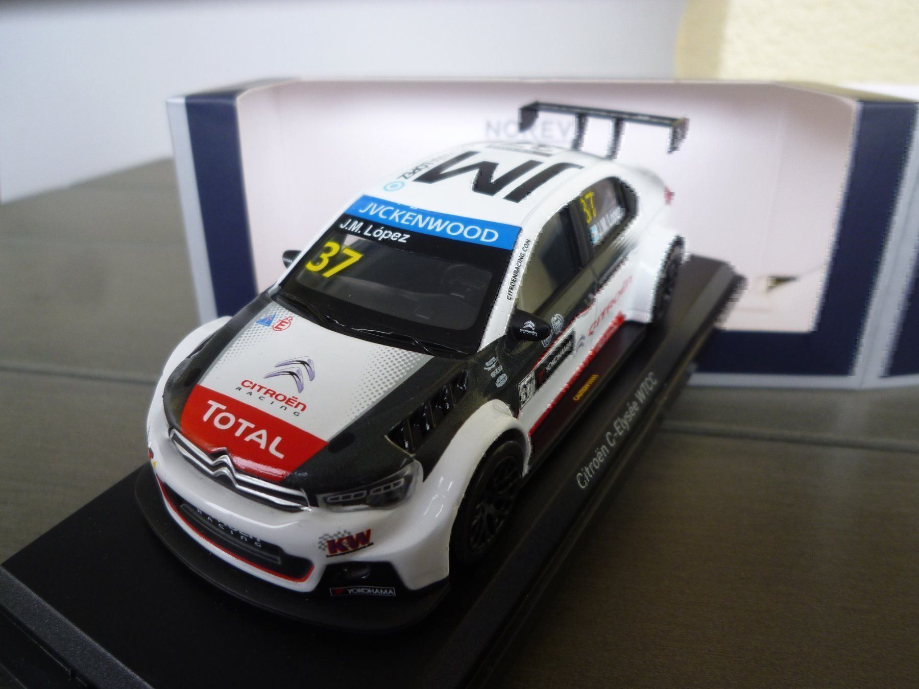 Norev Modellini d'auto: Citroen C-Elysèe (WTCC 2015) – Nuovo e nell'imballaggio originale da Flawil venduto da Imperiosud 3