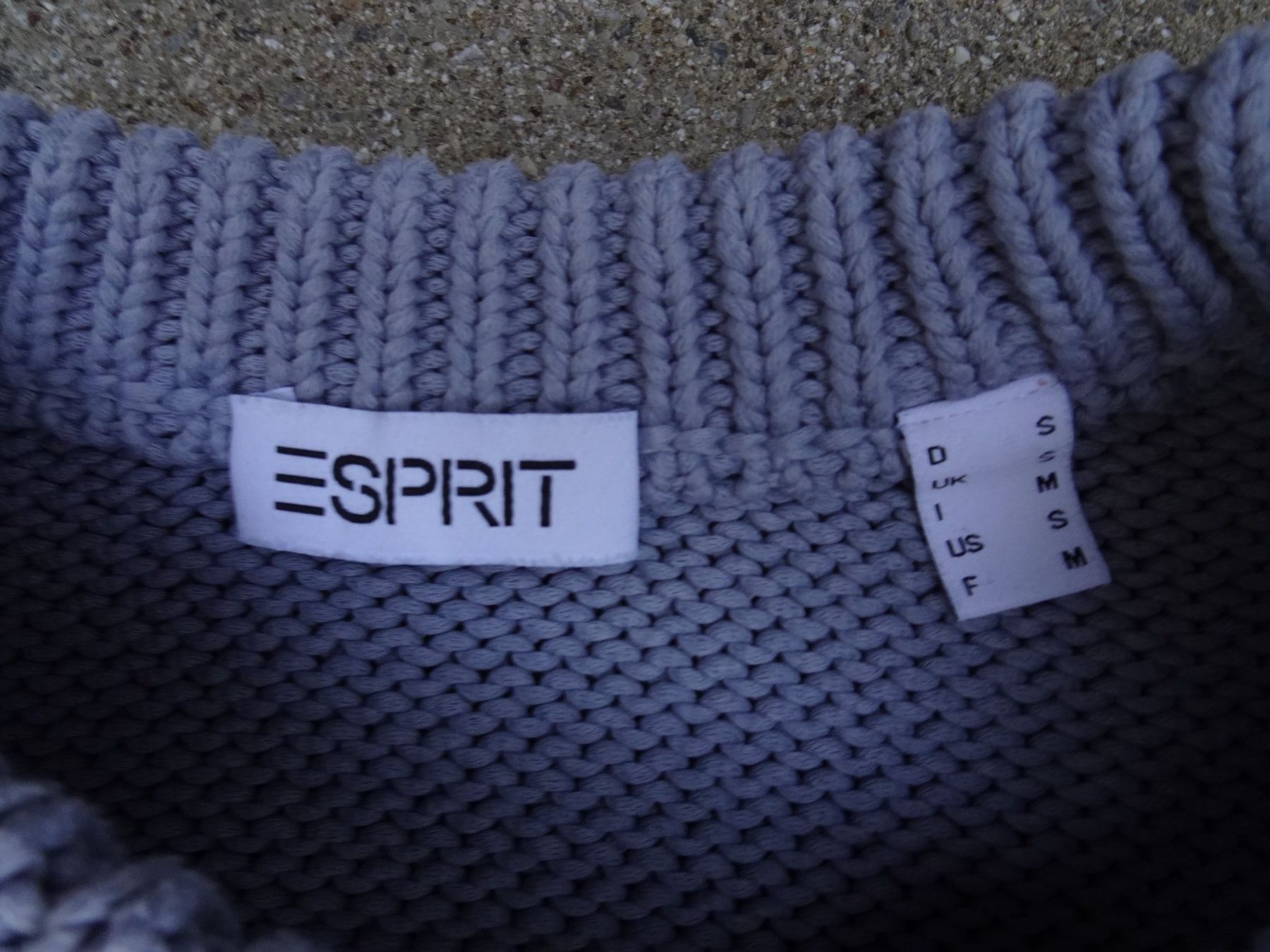 Esprit Maglioni & Felpe: Esprit Strickpullover blau dick kurz weite ärmel Gr S – Usato da Winterthur venduto da blumeblau77 6