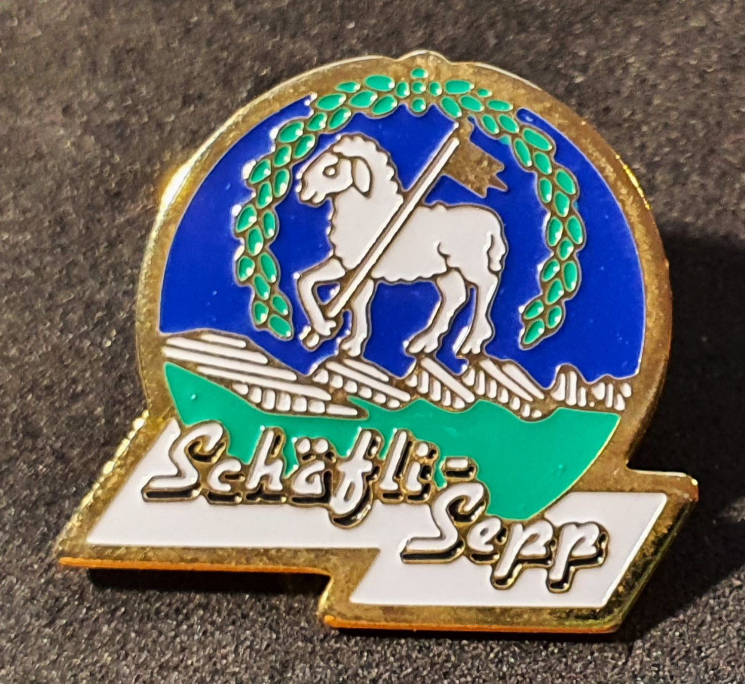Placchette & Badge: U250 - Pin Schaf Schäfli Sepp – Usato da Reinach BL venduto da Boston-Verkauf 1