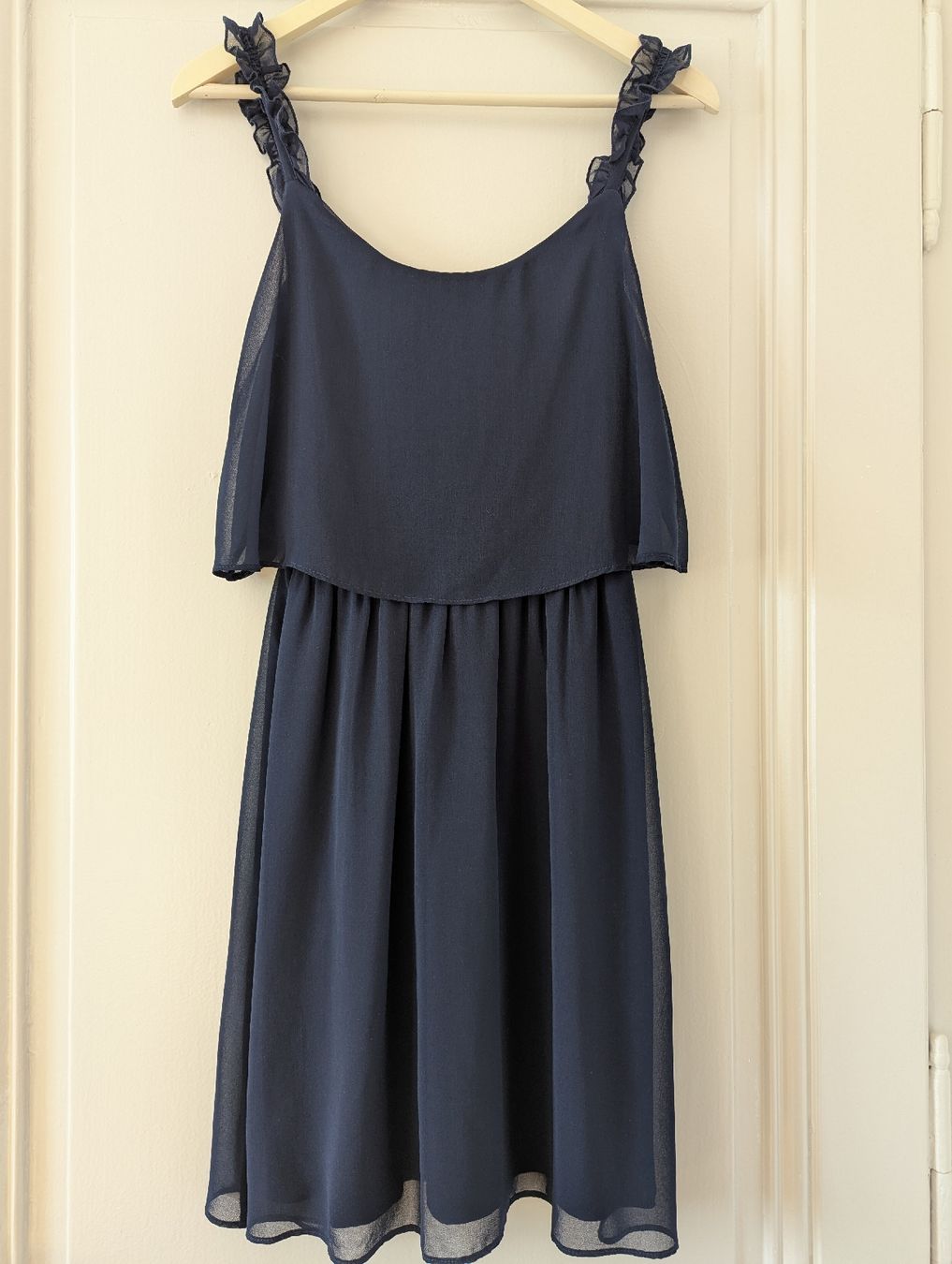 Nafnaf Vestiti: superbe robe Naf Naf 36 – Nuovo (secondo la descrizione) da Montreux venduto da dem_gyt9