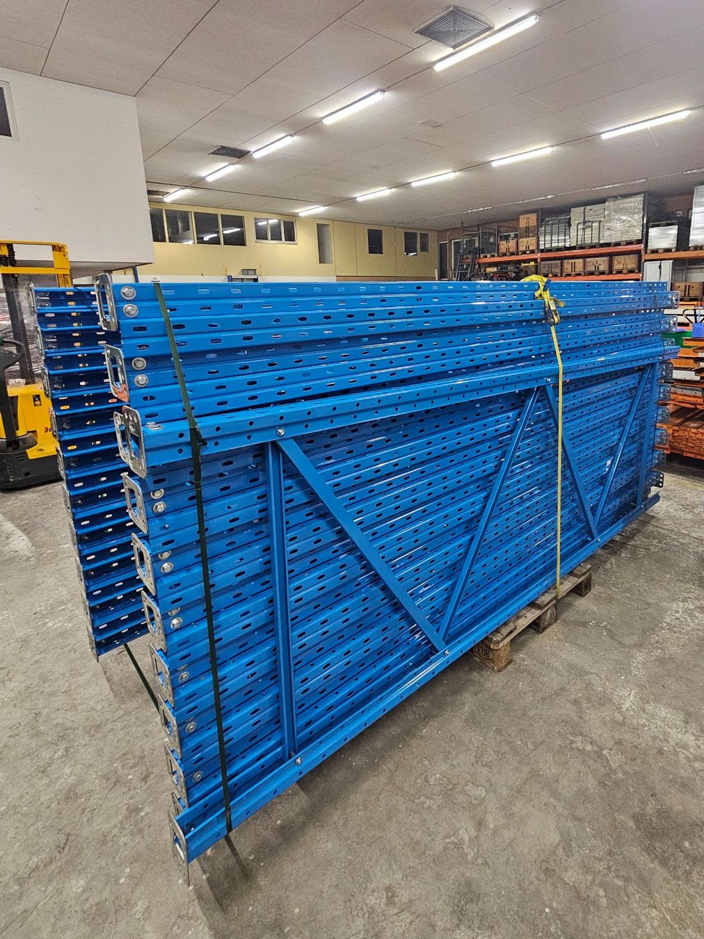 Scaffali: Palettenregal / Schwerlastregal Kom. Dexion – Usato da Bazenheid venduto da DonAleks91 1