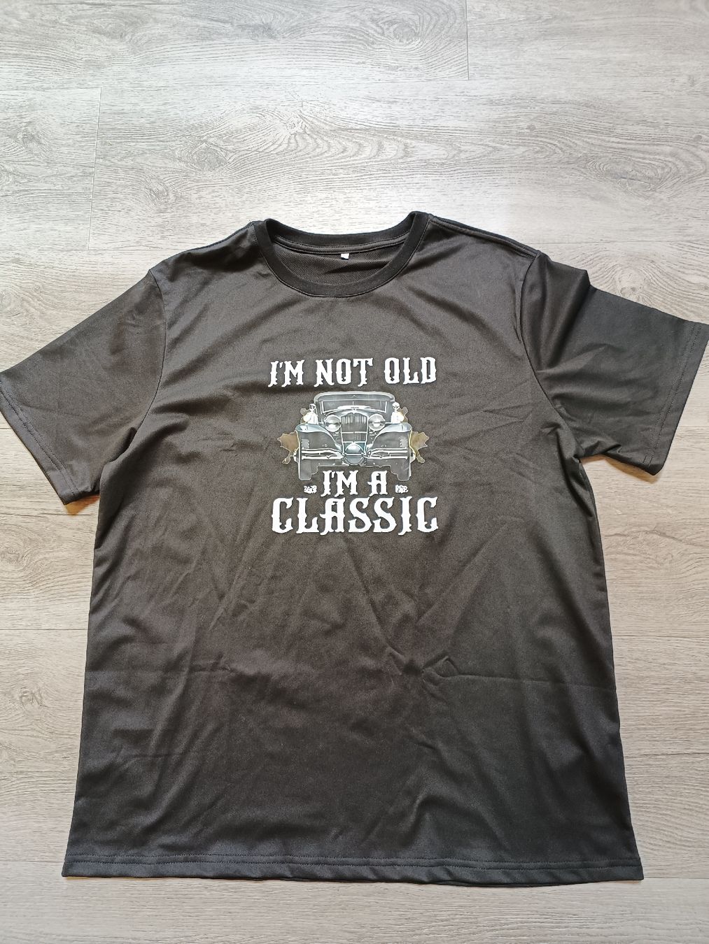 T-shirt: Shirt XL. neu – Nuovo (secondo la descrizione) da Bätterkinden venduto da Elefantenzoo