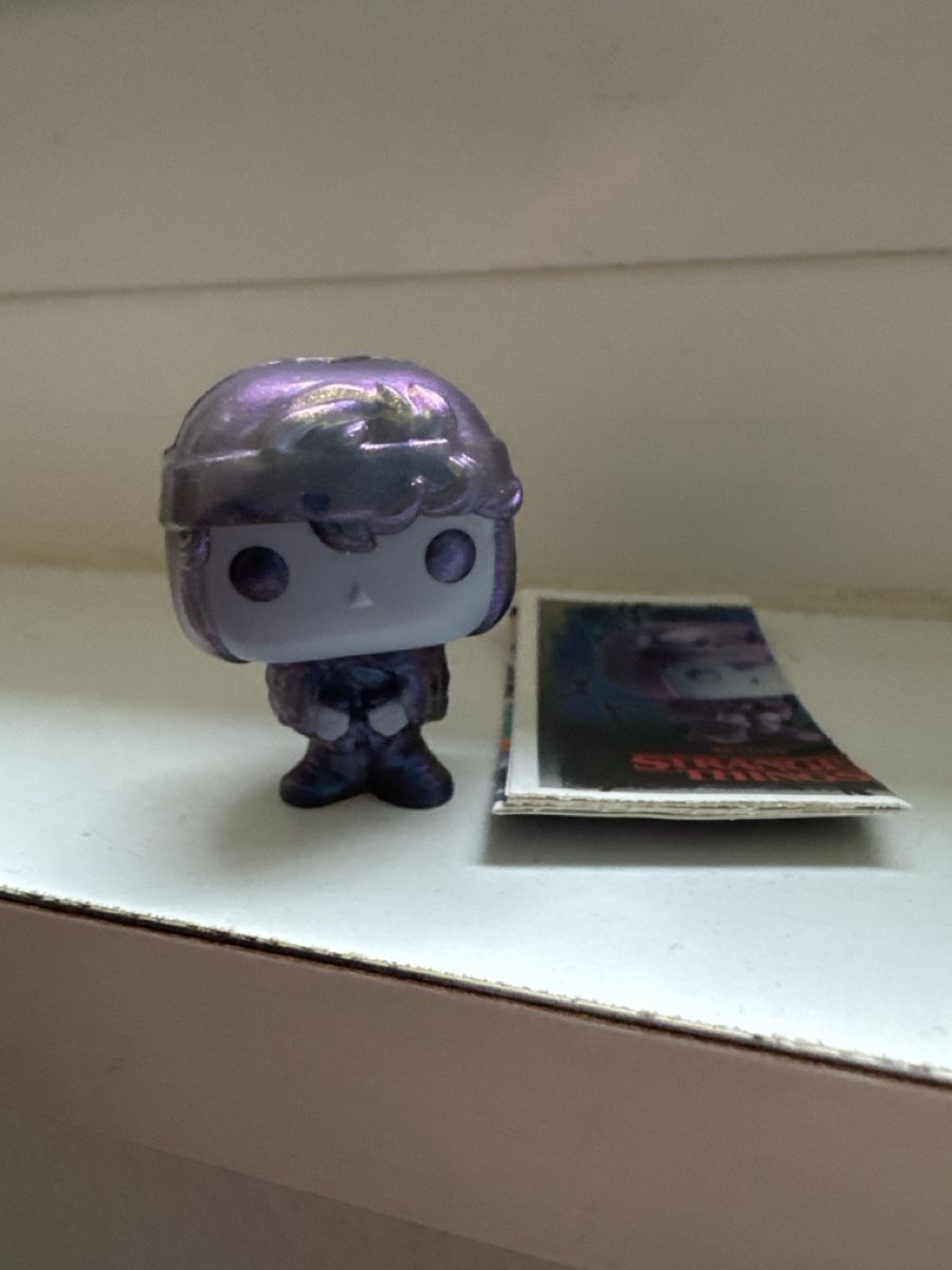 Funko Statuette: Stranger Things Funko Pop Kinder Joy - Dustin Upside Down – Usato da Zürich venduto da thishoyaofmine