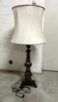 Edle grosse Vintage Salonlampe mit bronziertem Messingsockel