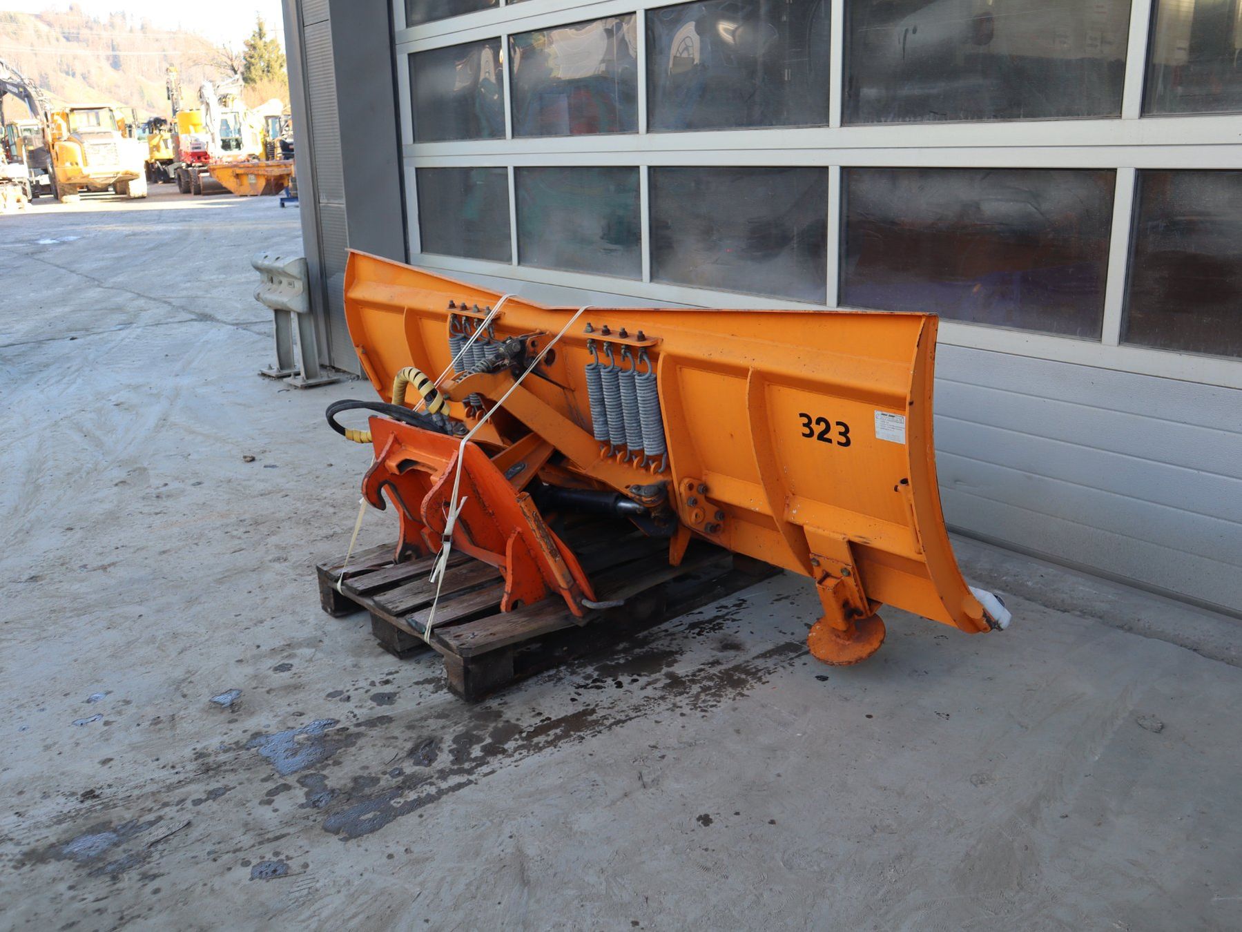 Schneeräumung: Schneepflug Hydrac UNI-250 – Gebraucht aus Hasle LU von Arag08 5