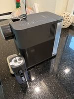 Kaffeemaschine DeLonghi Nespresso Lattissima schwarz