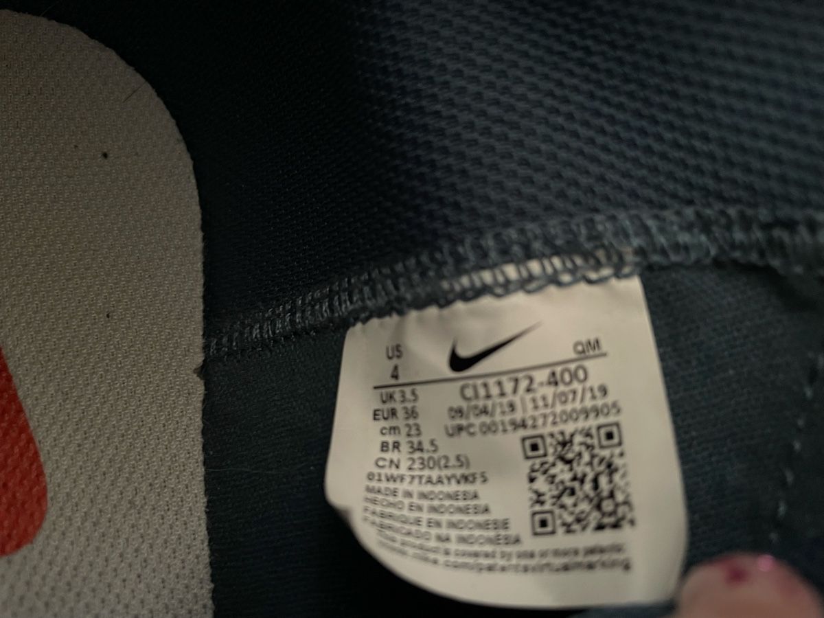 Nike Scarpe da uomo: Nike Blazer Mid '77 - Taille 36 comme neuf! – Nuovo (secondo la descrizione) da St-Imier venduto da newliferecycle 5