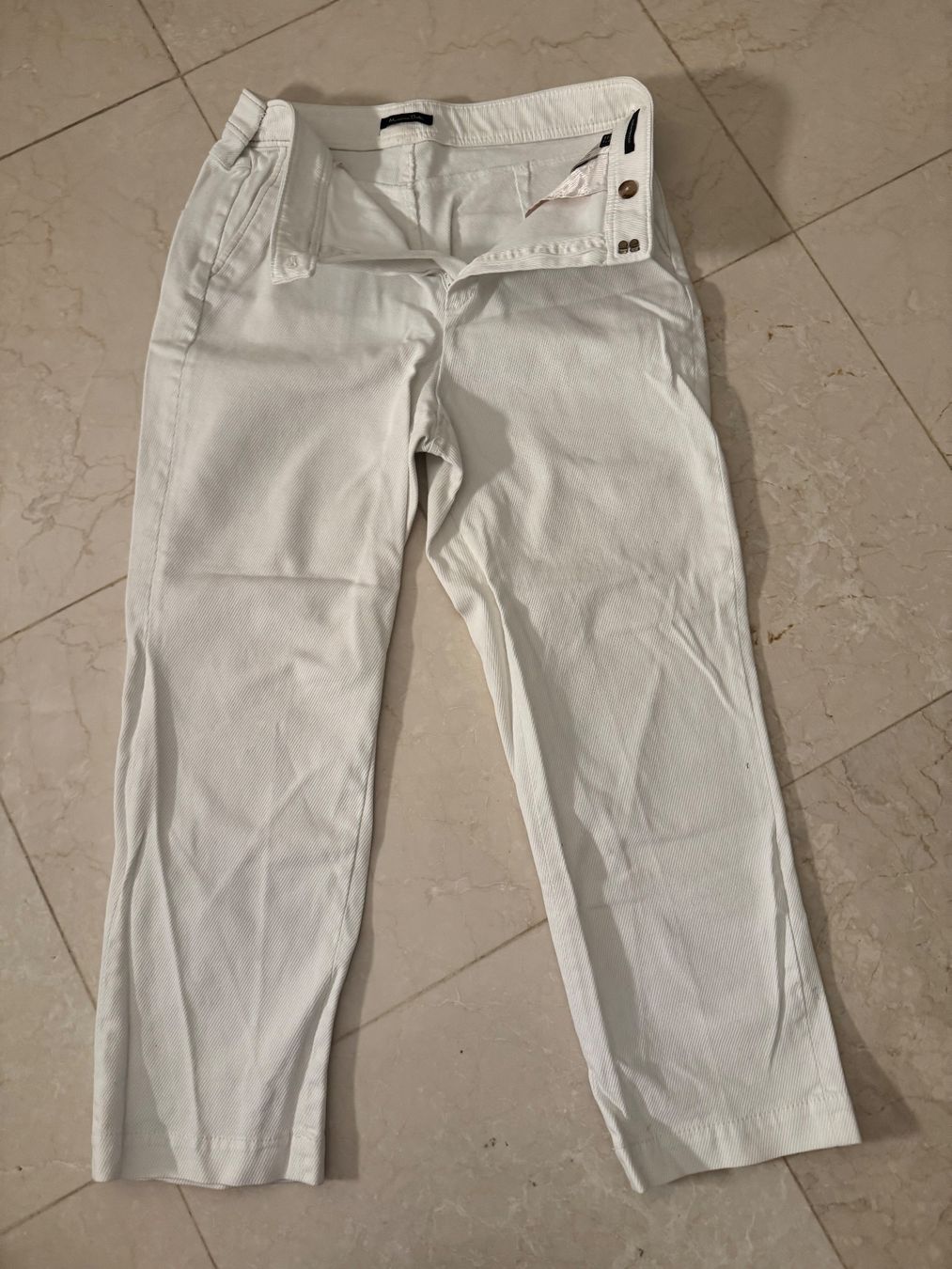 Massimo Dutti Jeans: Massimo Dutti White Jeans – Usato da Basel venduto da mar_dgx7 2