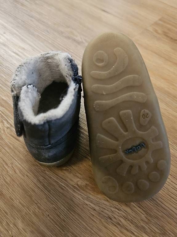 Scarpe per ragazzi: Herbst/Winterstiefel Gr. 20 – Usato da Zuchwil venduto da Sparkling_85 2