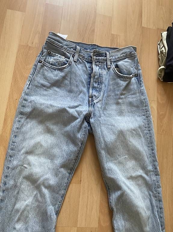 Levi's Jeans: Levis 501 Jeans Crop Hellblau 24x26 – Usato da Bern venduto da n-dine 4