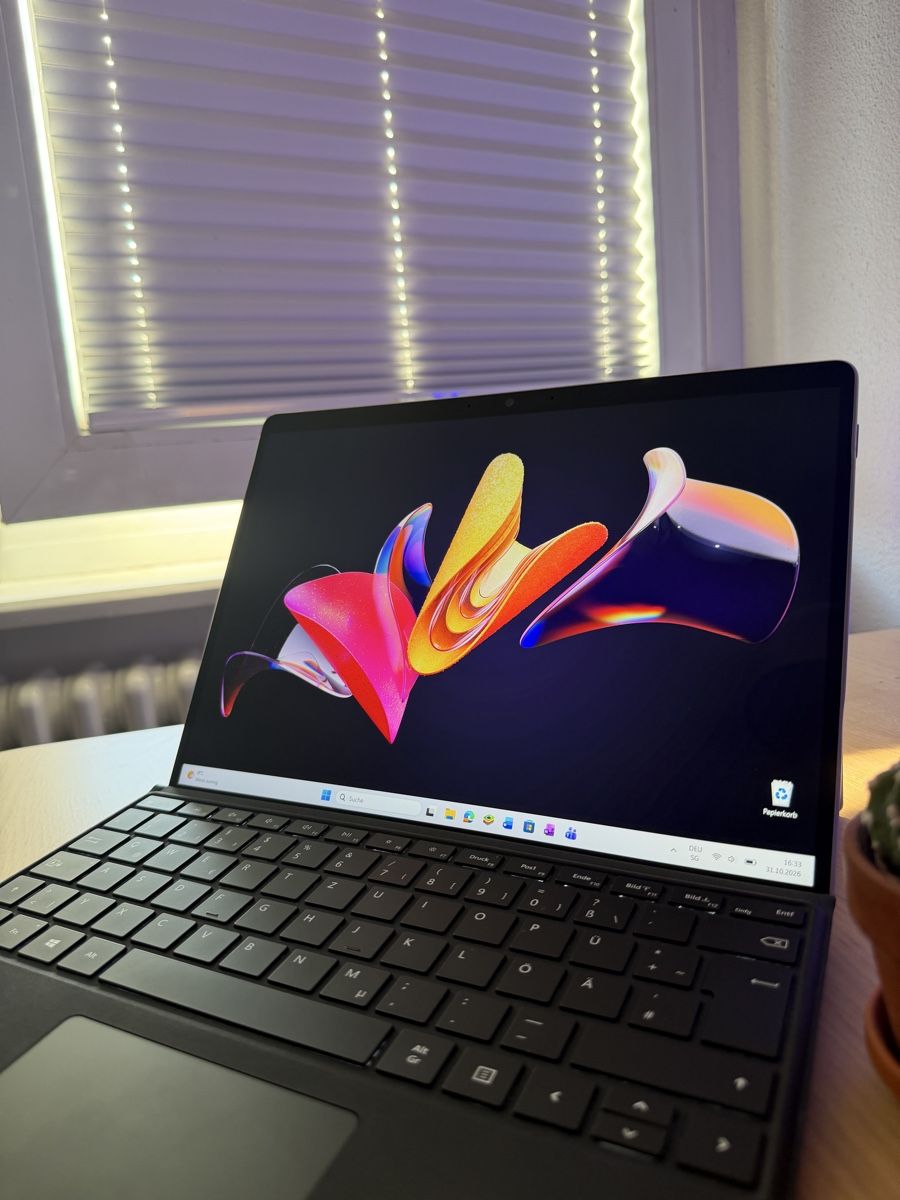 Microsoft Notebook: Microsoft Surface Pro 8 | 16 GB RAM | 512 GB SSD – Nuovo (secondo la descrizione) da Forch venduto da Speedyrun 2