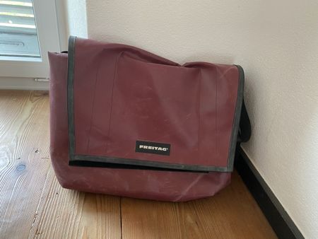 Sac Freitag couleur bordeaux rare