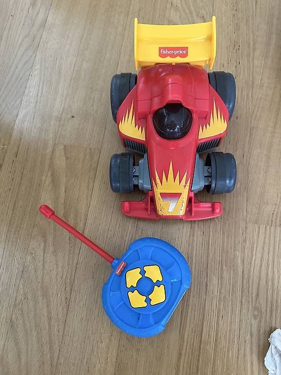 Giocattoli: Fisherprice ferngesteuertes Auto – Usato da Luzern venduto da kaktus017
