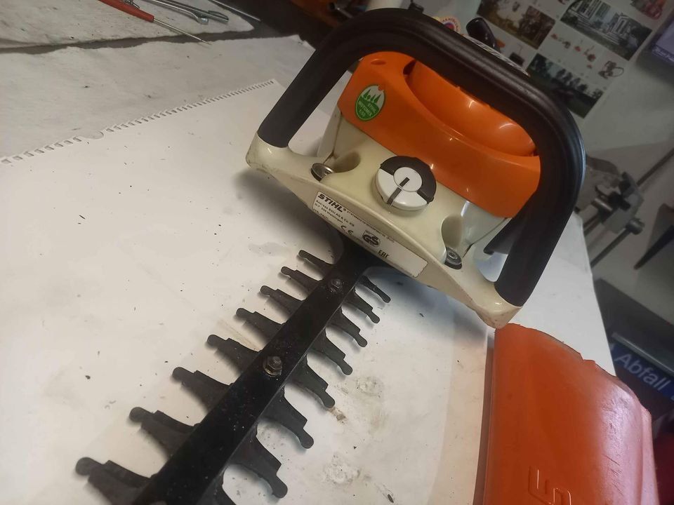 Stihl Heckenschere 46C Ergostart , Jg2016 Kaufen auf Ricardo
