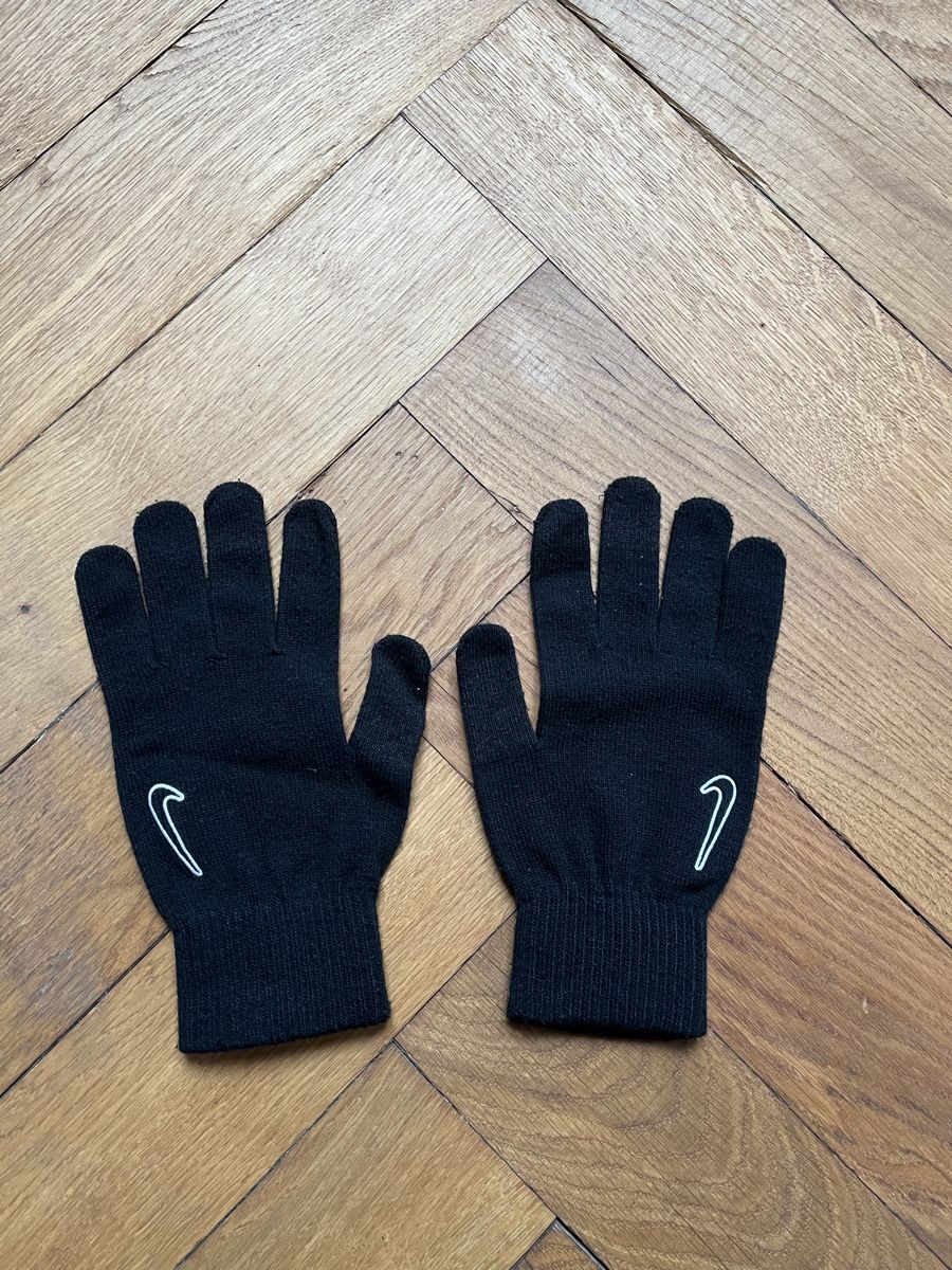 Nike Altri accessori da uomo: Nike Handschuhe – Usato da Zürich venduto da cat_rsn7