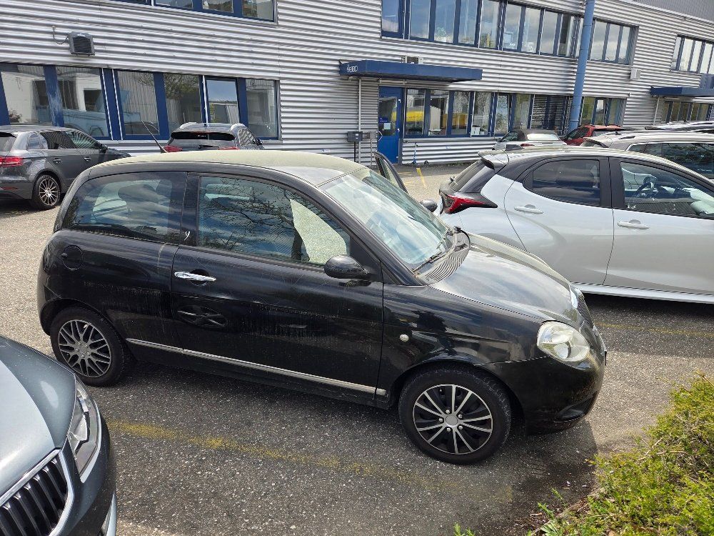 Lancia Autos: Lancia Ypsilon 1.4 – Gebraucht aus Oensingen von Konkursamt_SO 1