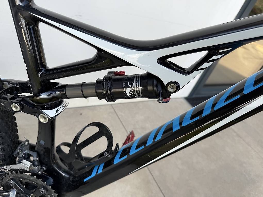 Velos: Specialized Stumpjumper Fully Bike Carbon – Gebraucht aus Bremgarten AG von BaerOptik 2