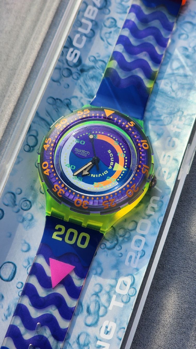 Swatch Orologi: Swatch Scuba 200m SDJ100 Quartz – Usato da Horgen venduto da AJT