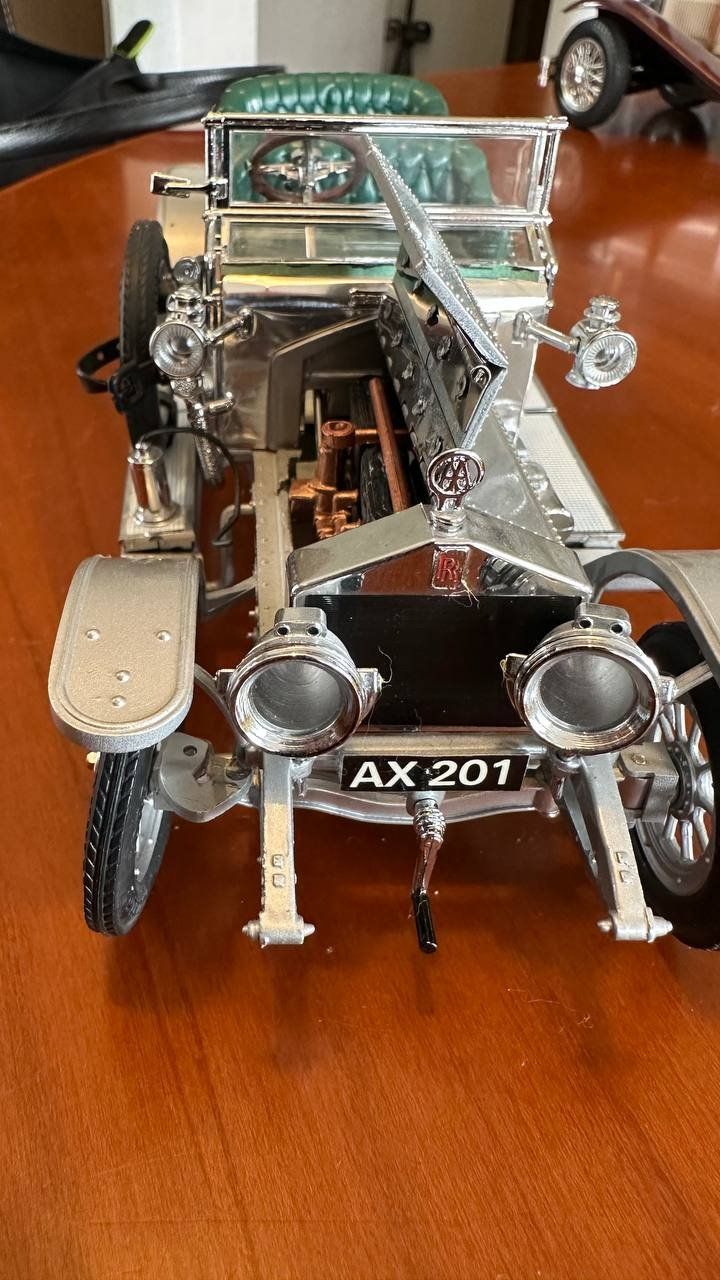 Rolls Royce Voitures modèles: Rolls-Royce Oldtimer Modellauto AX 201 Silber Grün – D'occasion à Beringen par Mantafisch1 5