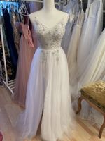 White Tulle Beaded Wedding Dress Size Small New