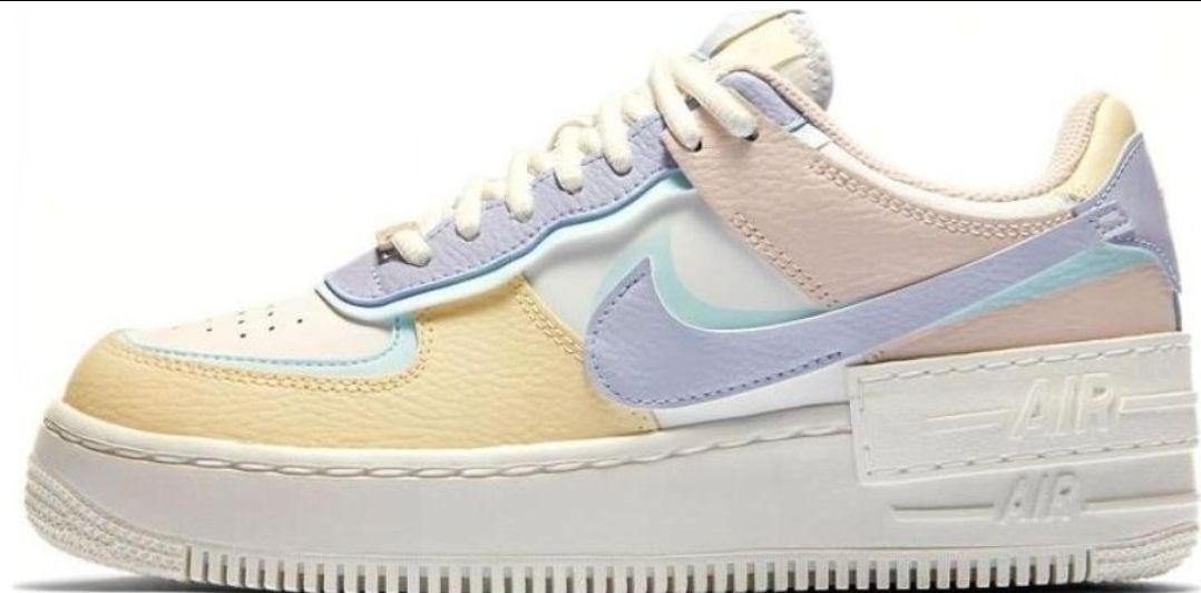 Scarpe da uomo: Nike Air Force 1 Damenschuhe, Grösse 37 – Usato da Schwaderloch venduto da cel_rs6t 1