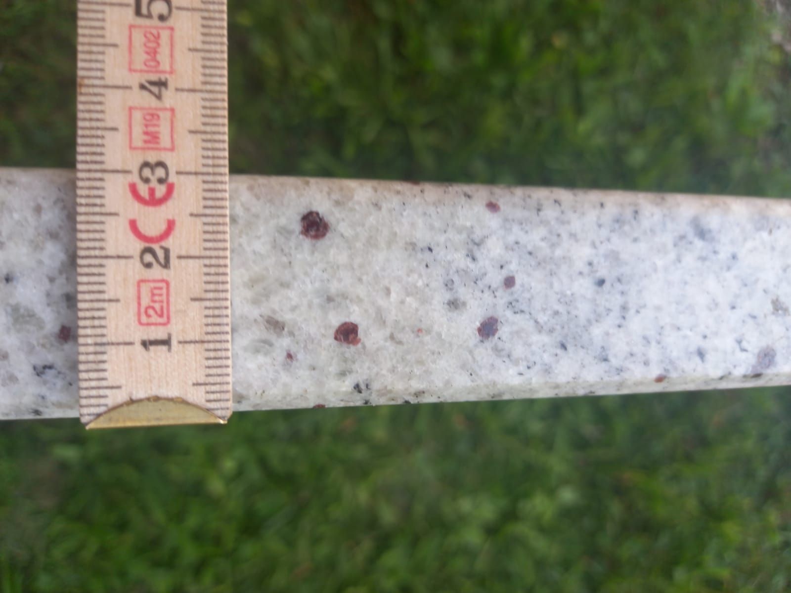 Piatti di portata: Küchenplatten Granit – Usato da Maschwanden venduto da stein856 6