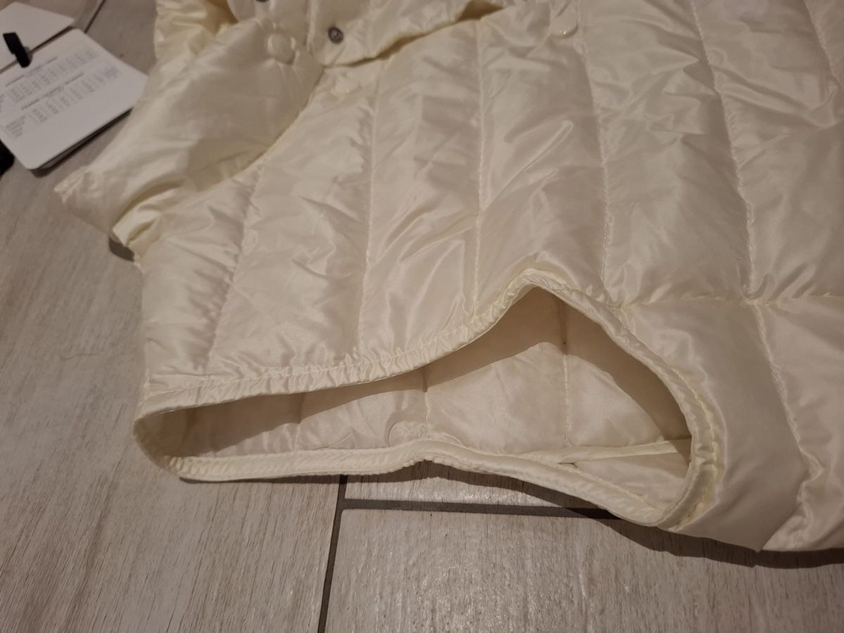 Moncler Giacche: Veste/Jacke Moncler – Nuovo (secondo la descrizione) da Prilly venduto da Sdeca 9