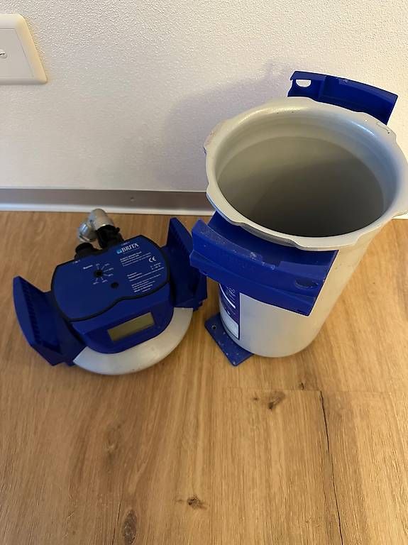 Sanitari: BRITA Wasserfilter Purity Quell 450 ST  – Usato da Märstetten venduto da Luca6807 2