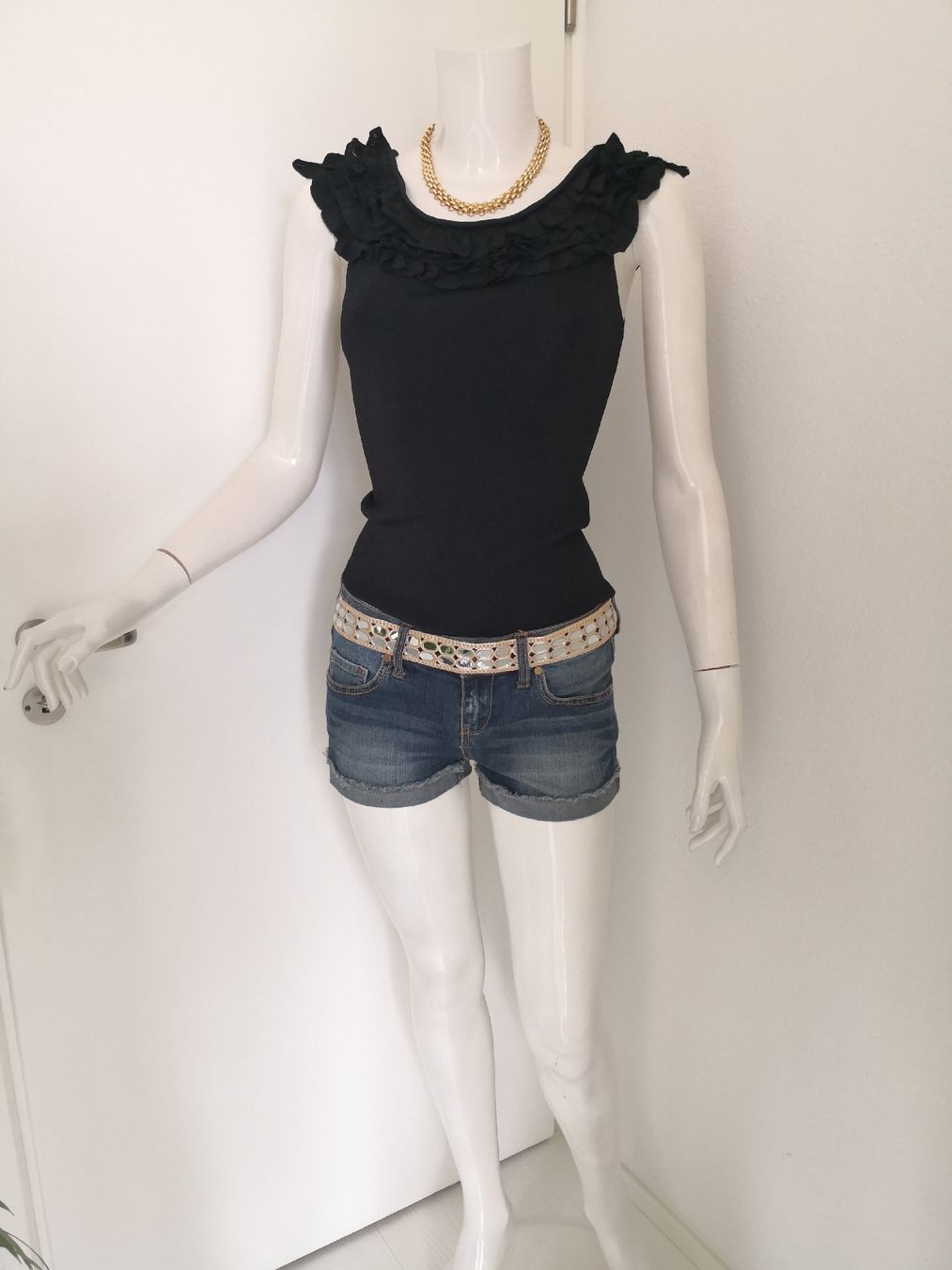 Mango Top: 🤩MANGO STRICK-TOP SCHWARZ MIT VOLANTS – Nuovo (secondo la descrizione) da Olten venduto da Naja-Twins-Twins 6