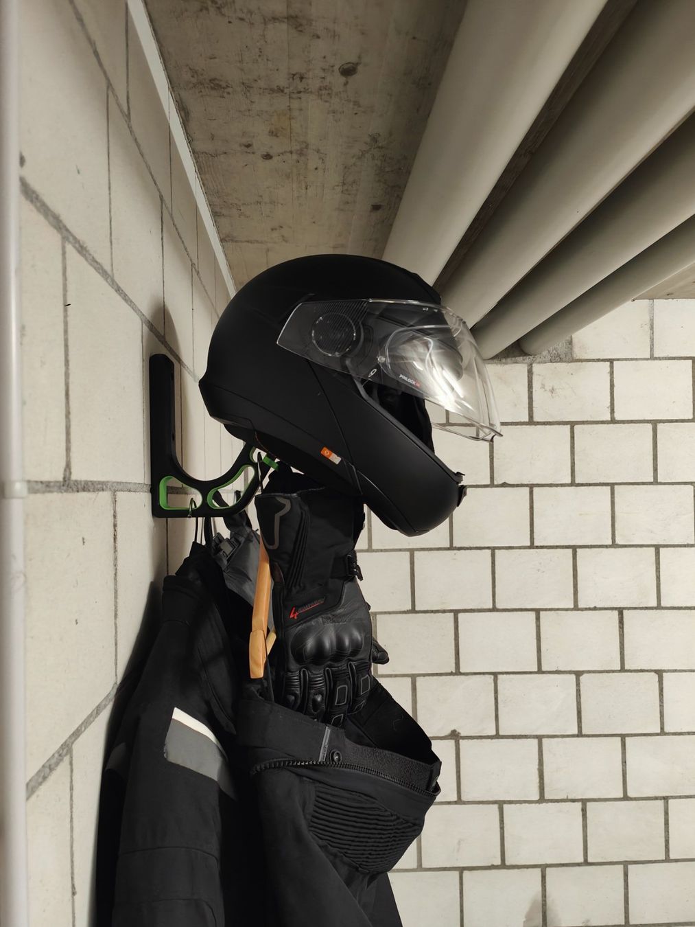 Supporti a parete: Motorradhelm Halterung – Nuovo (secondo la descrizione) da Lanzenhäusern venduto da AmmannCustoms 1