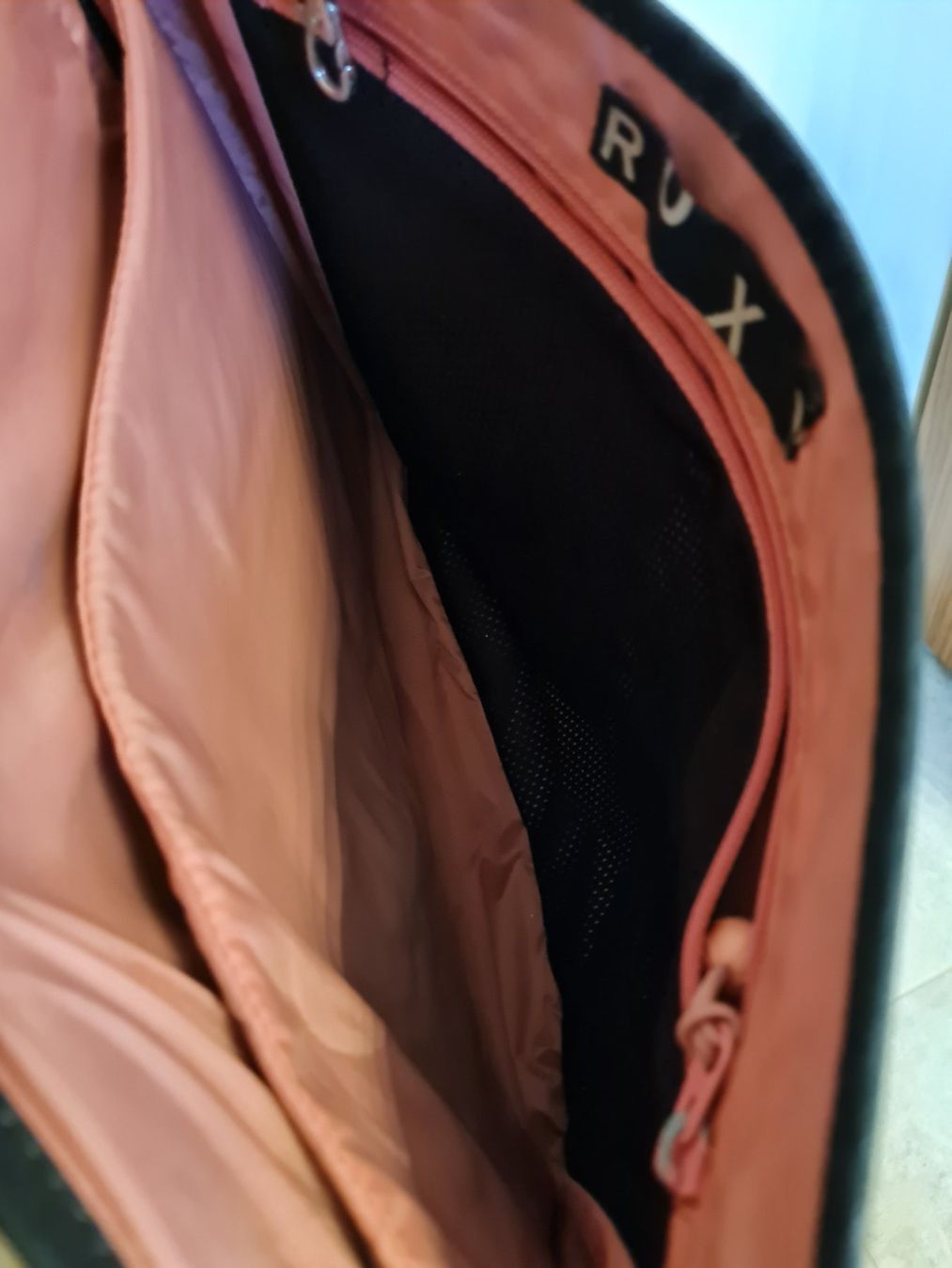 Roxy Borse da donna: ROXY MESSENGER UMHÄNGE TASCHE – Usato da Steg im Tösstal venduto da goldlionfree 6
