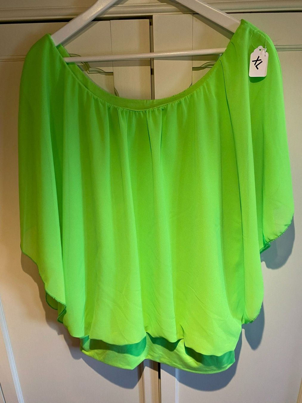 Vestiti: BLUSENKLEID NEON GRÜN-DAMEN – Nuovo e nell'imballaggio originale da Meienried venduto da ManuelaBoutique 3