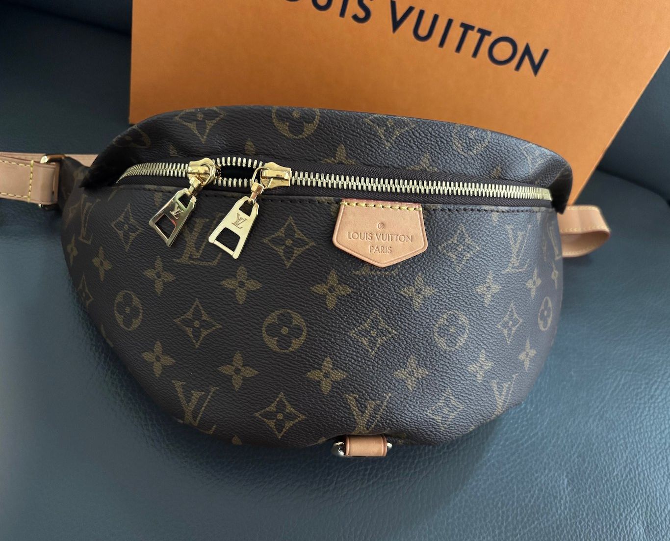 Louis Vuitton Borse da donna: ❤️ Louis Vuitton Bumbag MNG Canvas – Usato da Eschenbach LU venduto da 2ndLove_Bag 3