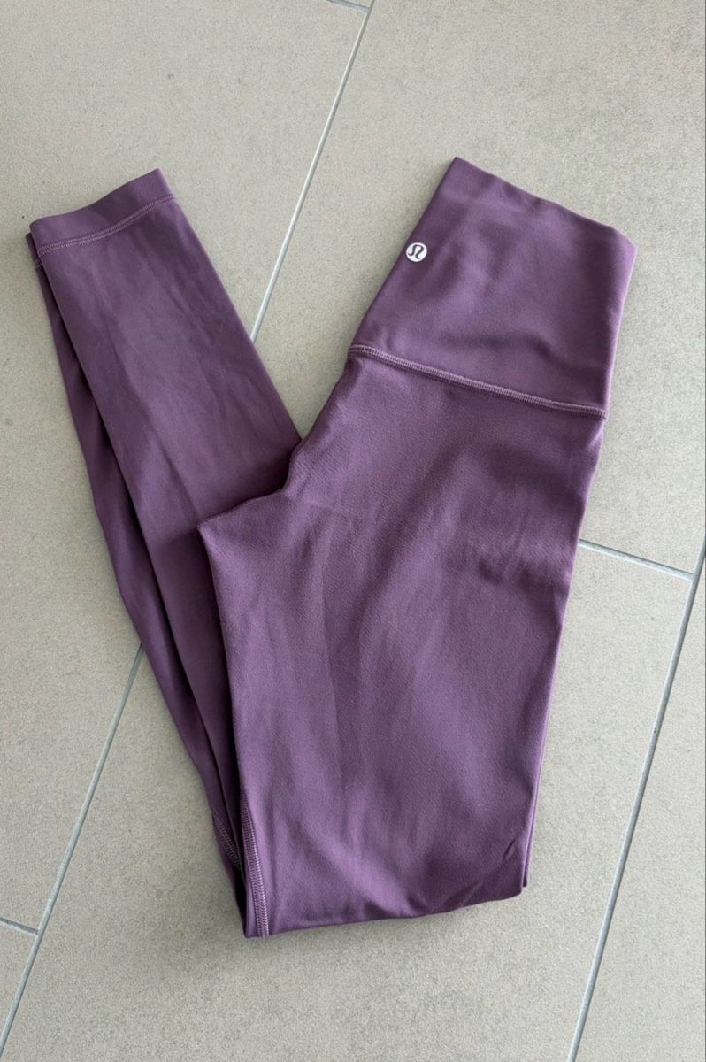 Lululemon Leggings: Lululemon Leggings Grösse 4, – Gebraucht aus Niederhasli von secondhand10 1