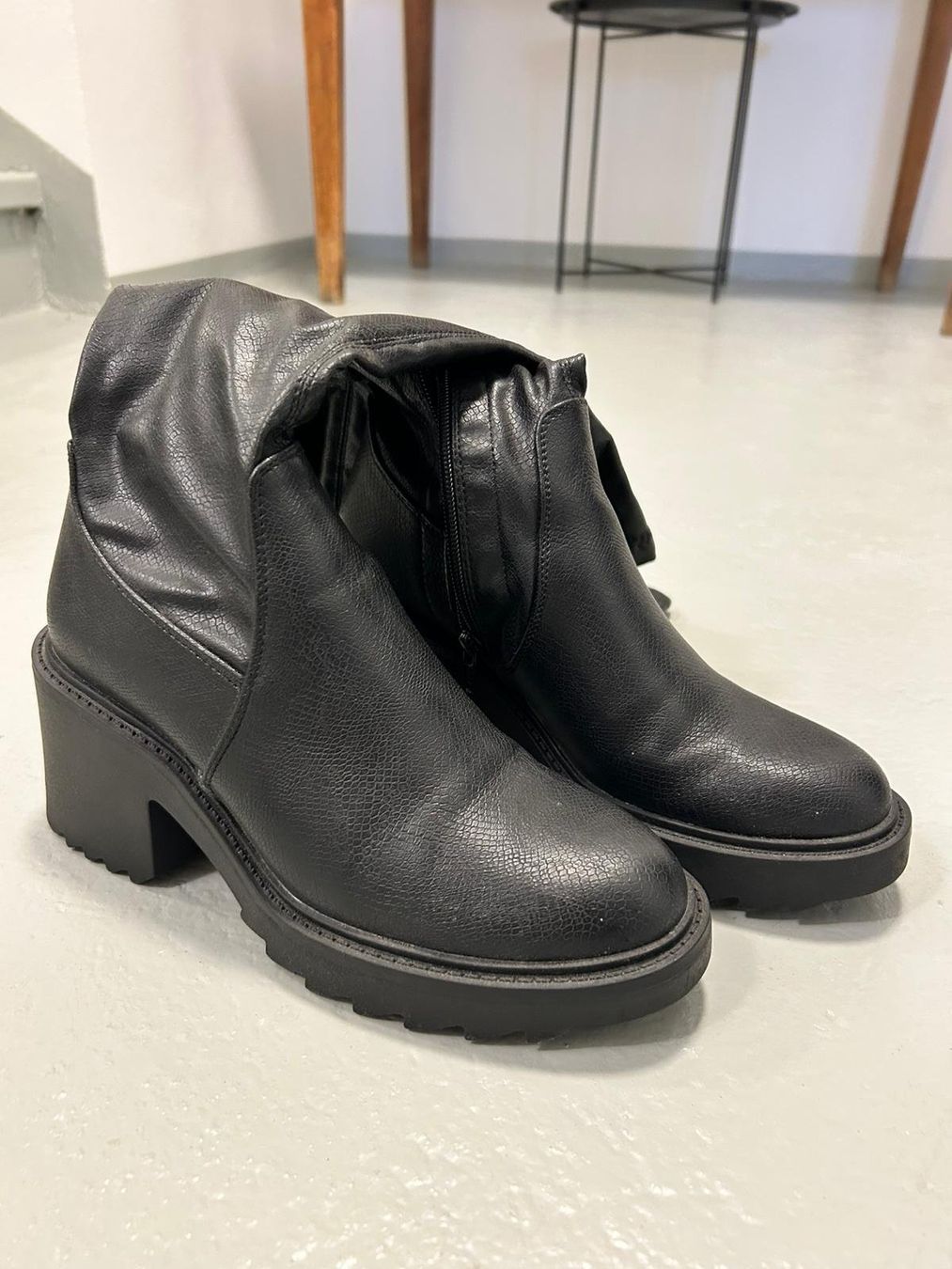 Scarpe da donna: SCHUHE HOHE STIEFEL – Nuovo (secondo la descrizione) da Sorengo venduto da julius_96 1