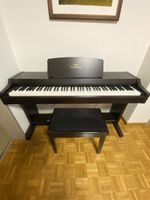 Yamaha Clavinova Digitalpiano inkl. Hocker