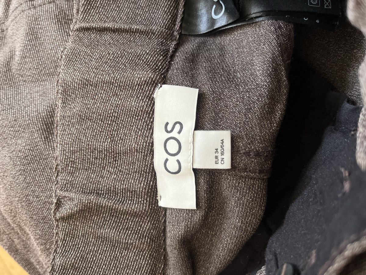 Cos Pantalons: Cos Stoffhose – Neuf (Voir description) à Basel par cat_25m7 2