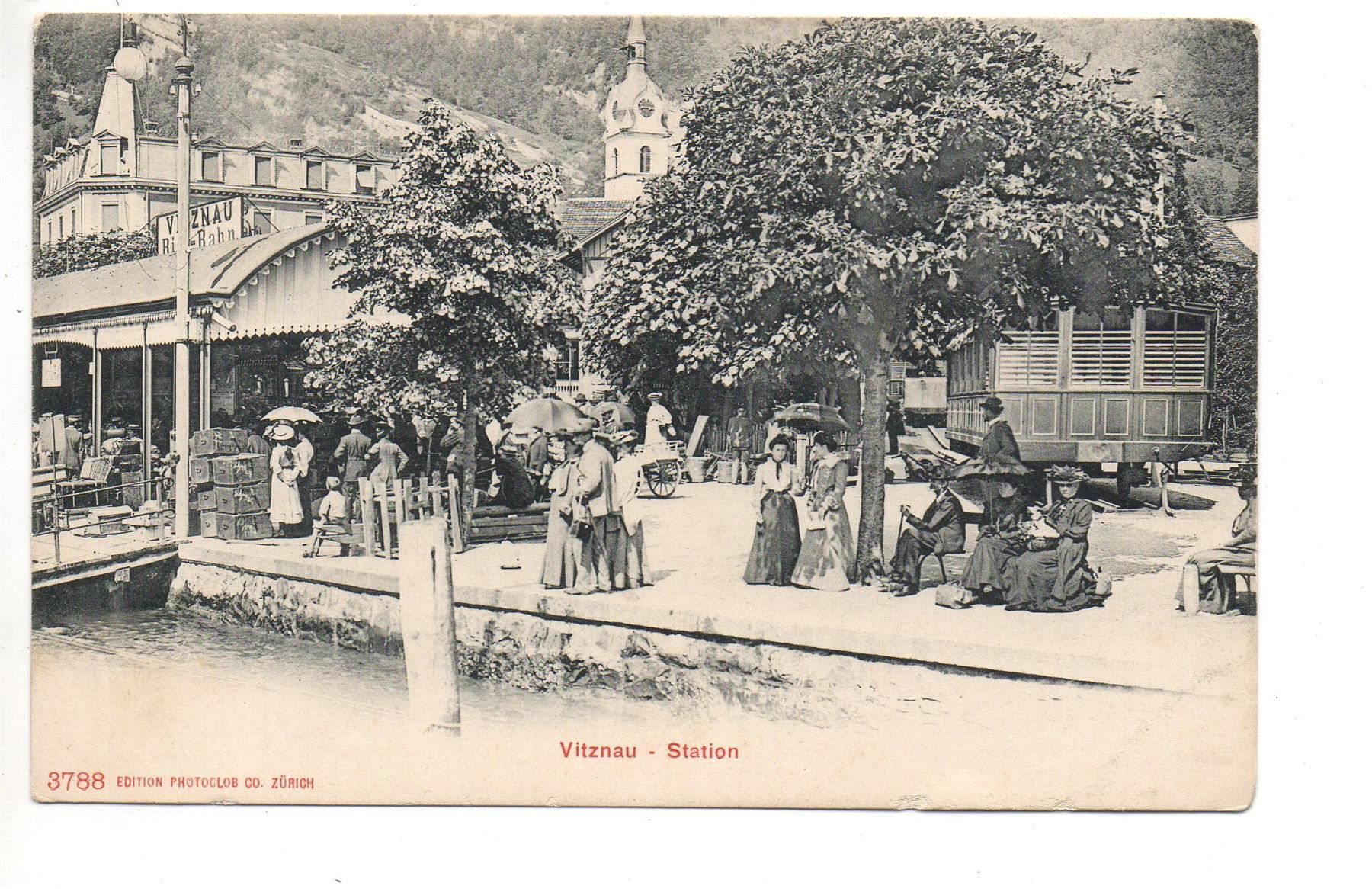 Cartoline postali: VITZNAU Rigi-Bahn & Dampfschiff-Station – Nuovo (secondo la descrizione) da Jona venduto da philajona