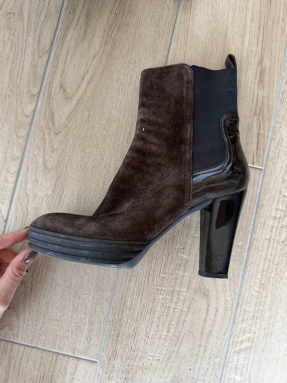Scarpe da donna: Hogan stivaletto 38.5 – Usato da Montagnola venduto da bib_b6lm 3