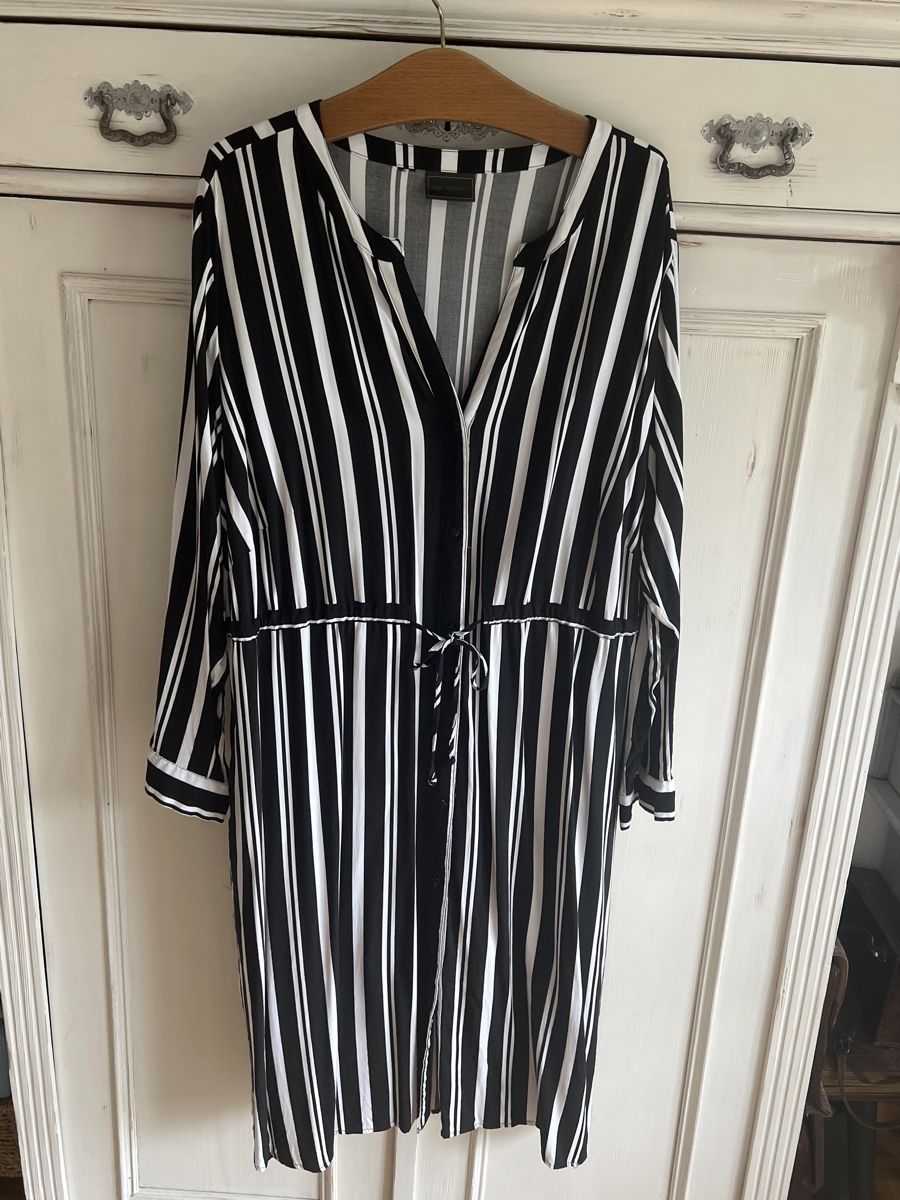 Vestiti: Gestreiftes Hemdblusenkleid von BPC, Gr. 48, – Usato da Lausen venduto da Mysli1
