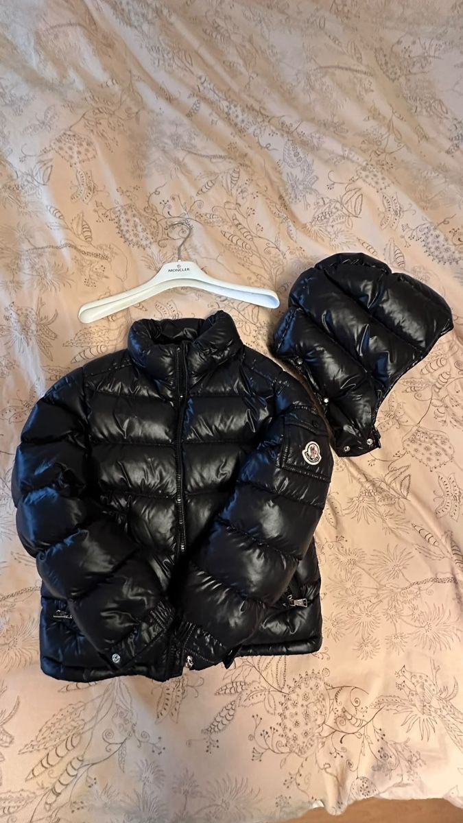 Moncler Jacken: Moncler Daunjacket für Kinder  – Gebraucht aus Uetliburg SG von Luca8645 2